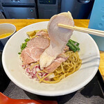 超純水採麺 天国屋 - 大きな鶏胸肉チャーシュー