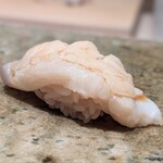 神田錦町 鮨たか晴 - 北寄貝（北海道）