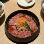 和牛A5雌牛と熟成牛舌 肉屋いちゆく - 