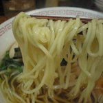 ラーメン みつぐ - 自家製平打ち細麺