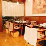 森のらくだ - 店内