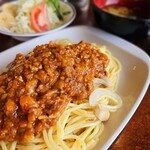 ペペ - ＊ミートソース(味噌汁とサラダ付)＊