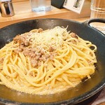 てっぱんのスパゲッティ - ジュージュー鉄板。