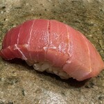 神田錦町 鮨たか晴 - 鮪トロ（三宅島）