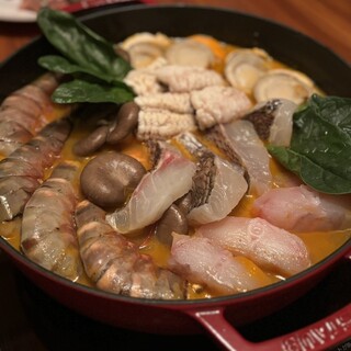 MOCO　ラリック社プチポワソン5点組 ランチメニュー : ブイヤベースのお店 プチポワソン