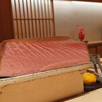 鮨　いの - ドライエイジングされたマグロ