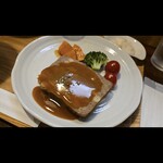 キッチン ブルー グローブ - 昨年7月中旬、牛挽肉とイベリコ豚と白いんげ豆のテリーヌ　サバイヨンソース