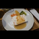 キッチン ブルー グローブ - 今月12日、白身魚のすり身と海老のテリーヌ　海老のジュ・ソース