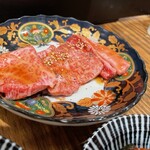 焼肉大衆酒場 真 肉焼屋 - 