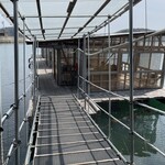 的矢かきテラス - 海上レストランへ続くスロープ