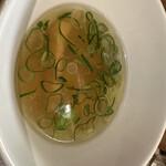 支那蕎麦 澤田 - 塩にもコクがあるお出汁。最後まで楽しめた