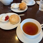 Y's tea room - 