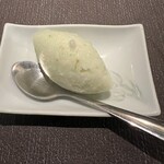 Luna e Gatto - 青リンゴとスパークリングワインのソルベ