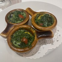 マンジャーモ - 