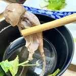 登川 - 宇宙人みたいなプリプリキモ入り肝吸い。新鮮さ故の風味豊かな味わい