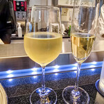 トシ・ヨロイヅカ 東京 - 