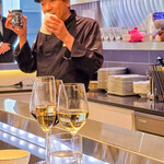 トシ・ヨロイヅカ 東京 - 