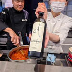 トシ・ヨロイヅカ 東京 - 