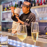 トシ・ヨロイヅカ 東京 - 