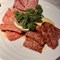 炭火焼肉 一徳 離宮 - 