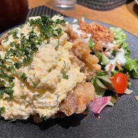 うらやま京色 - タルタルの上のパセリがフレッシュなんです