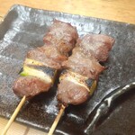 もつ焼でん - カシラ