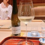 炎水 - グリューナー・ヴェルトリーナー。オーストリアの代表的な白ワイン品種です