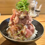 めん 呼白 - ☑️醤油らぁ麺¥1.100
      ☑️お肉ご飯¥450