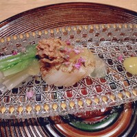 銀座くどう - 帆立とウルイ　ホタルイカのソースと金柑のソース