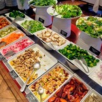 ロウリーズ・ザ・プライムリブ 大阪 - 前菜 サラダ