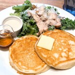 アロハテーブル - マンチーズパンケーキグリルチキン＆シーザー