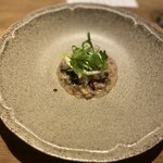 uto - 〆/山菜飯蛸 飯蛸のリゾット。セロリなど山菜のシャキシャキ食感と豊かな香り、タコは小さく切ってリゾットに一緒に入ってるのとは別に、足が半レアでon。様々な食感が複雑に口の中で絡み合う！
