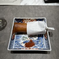 ON the TABLE CHINESE - 