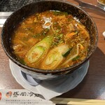 焼肉冷麺やまなか家 - 盛岡温めん［辛］（税込946円）