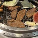 焼肉冷麺やまなか家 - 