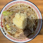 ラーメン☆ビリー PLUS 仙台駅前店 - 『ラーメン(アブラあり・ヤサイ多め・ニンニク多め)』