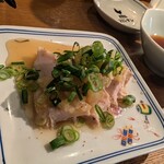 にんにく鶏焼肉サン - 蒸し鶏ネギ塩ソース
