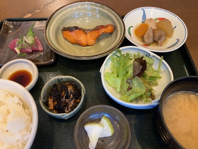 送料込み 実践日本料理 盛宴 四季彩菜 和食 レシピ 全3冊 定価88000円 Amazon.co.jp: み 実践日本料理 盛宴 四季彩菜 和食 レシピ 全3