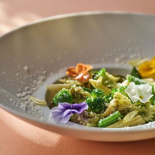 ひらまつによる華やぎに満ちた最高級のイタリア料理