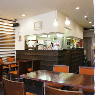 Cafe & Kitchen Rabbits_2