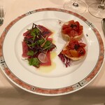 291970386 - 前菜として、本マグロのマリネとブルスケッタ。