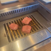 焼肉うしごろ 新宿三丁目店 - 