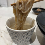 左とう - つけ汁に浸けて