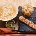 讃岐うどん酒場 川金 - かけ　かき揚げ　ちくわ天