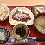 慶雲 - 【'25.3】馬刺し定食　1600えん