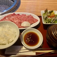 焼肉 しんうち 神楽坂 - 