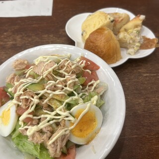 シンバシベーカリー・プラス・カフェ_0