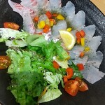 ジャンボ釣船 つり吉 - もう半身はカルパッチョ