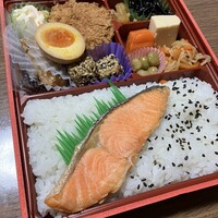 とんかつ まい泉 青山本店 - 蓋を開けたらこんな感じ。