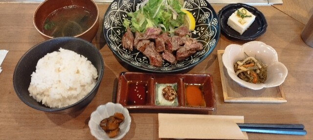 Teppan Niku Shokudo Hibi